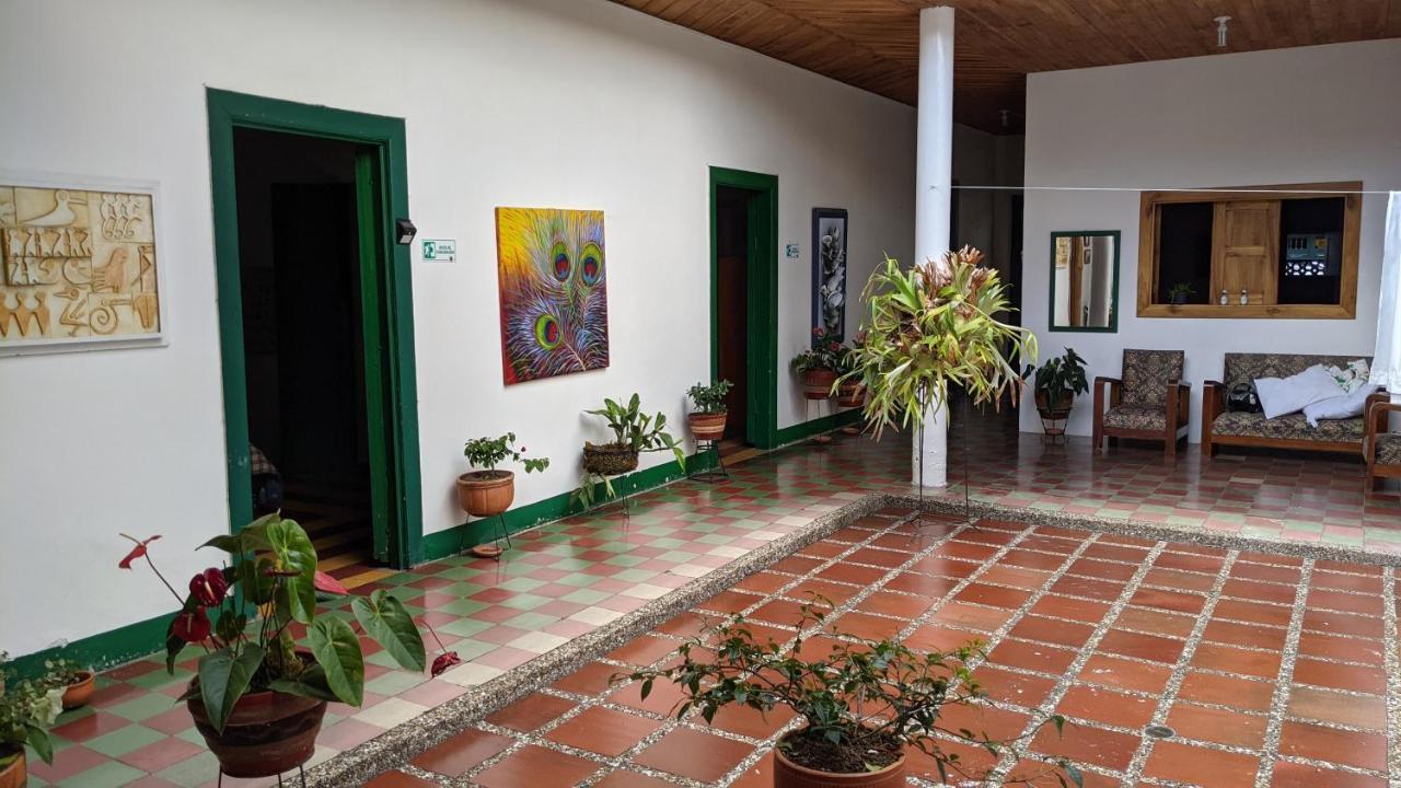 Отель Vivienda Turistica - Casa De Carola Хардин Экстерьер фото