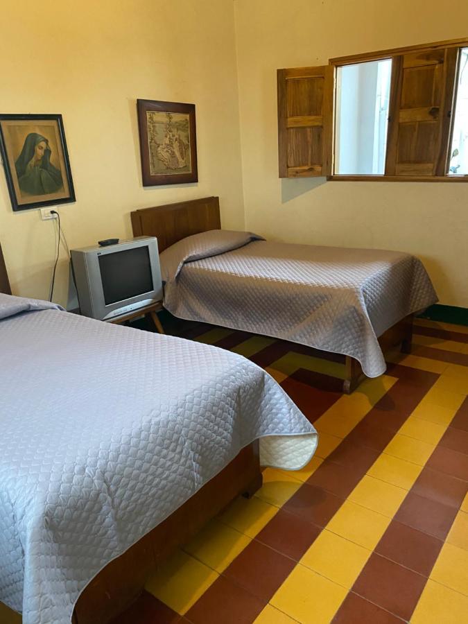 Отель Vivienda Turistica - Casa De Carola Хардин Экстерьер фото