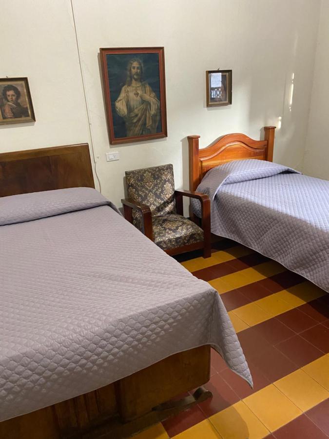 Отель Vivienda Turistica - Casa De Carola Хардин Экстерьер фото